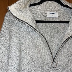 Old navy woman’s L 3/4 three quarter zip heather gray sweater